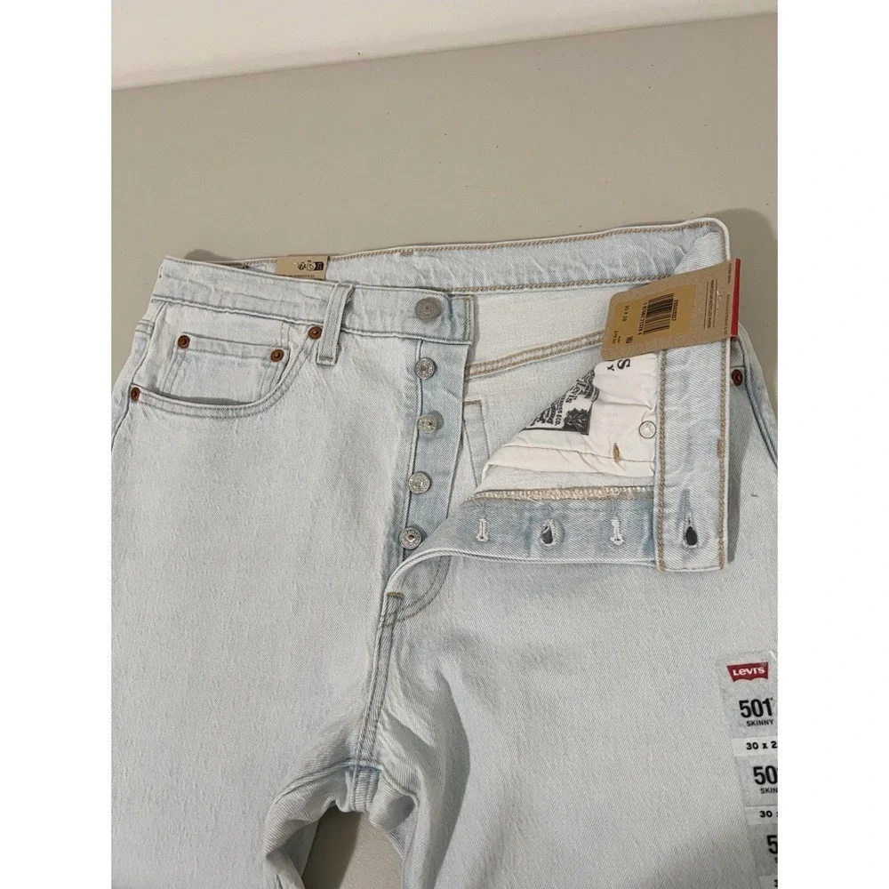 Levis brand levi